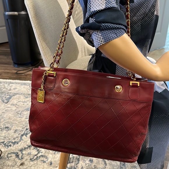 ❤️Chanel Quilted Leather Bow Bag ❤️ - Picture 5 of 17